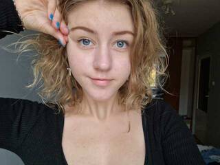 Chat vidéo érotique missBecky