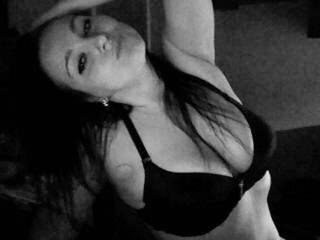 Chat vidéo érotique missirina