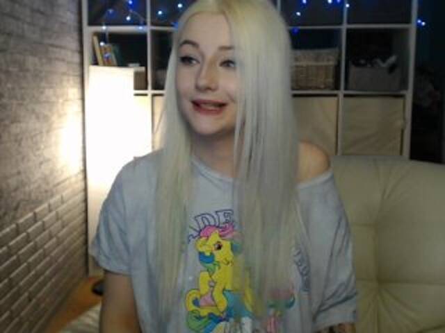 Captures d'écran de diffusion MissJess