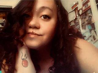 Chat vidéo érotique Misssuckalot