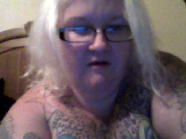 Captures d'écran de diffusion MitziMonroe