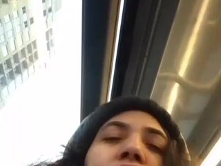 Chat vidéo érotique Mmmmmya