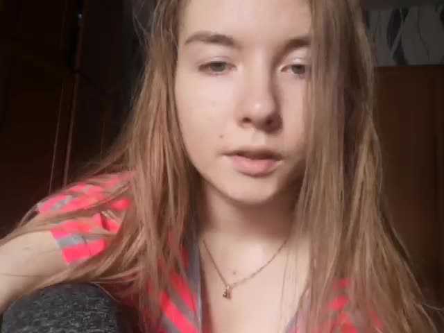 Captures d'écran de diffusion MonaKitt