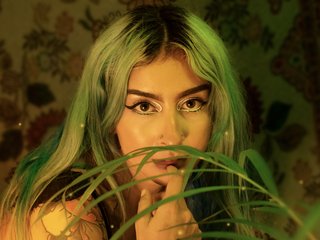 Chat vidéo érotique Monalissa