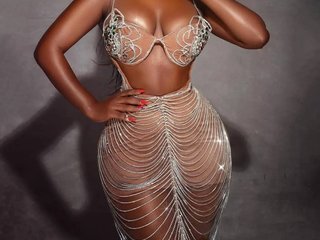 Chat vidéo érotique MONI22-Years-