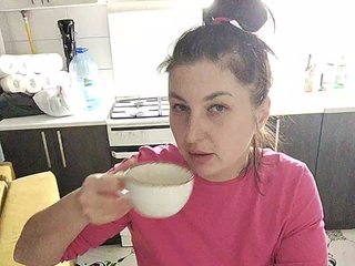 Chat vidéo érotique MonicaMilf