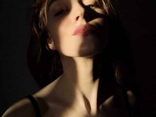 Chat vidéo érotique monyamyr