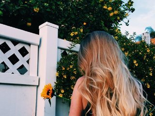 Chat vidéo érotique Mya-rosse