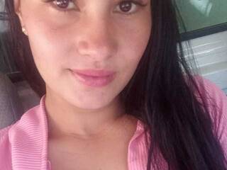 Chat vidéo érotique MyluNaughty