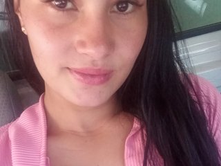 Chat vidéo érotique MyluNaughty