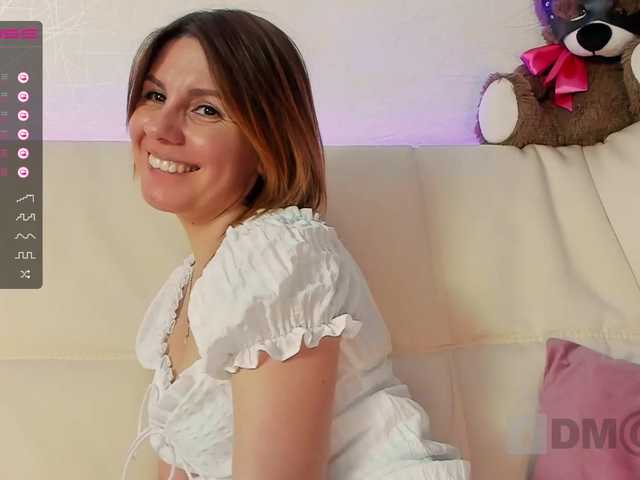 Photos _Risha_ Hi, I'm Arisha! I undress in private, toys only in full private. Lovense: 2/10/40/100/200, special commands 102/103/104/105, random 35.