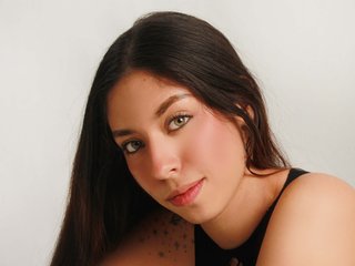 Chat vidéo érotique NaadiaMuhy