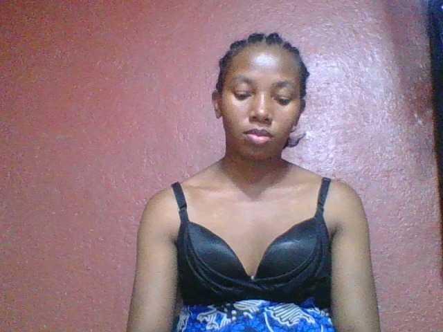 Captures d'écran de diffusion Nadiah1