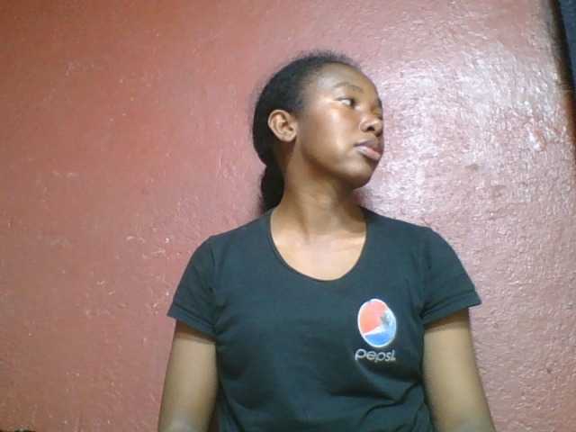 Captures d'écran de diffusion Nadiah1