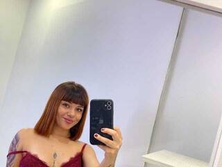 Chat vidéo érotique NaiveCallie