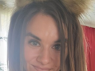 Chat vidéo érotique Nanny-Lora