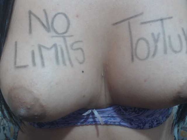 Photos Nantix1 #squirt #cum #torture #deep Throat #double penetration #smoking #fetish #latina