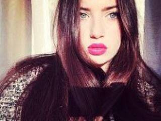 Chat vidéo érotique naommi