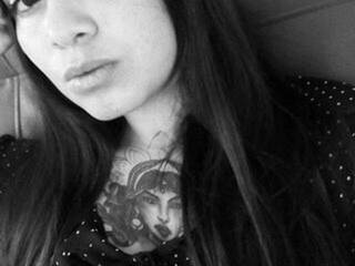 Chat vidéo érotique natashalee01