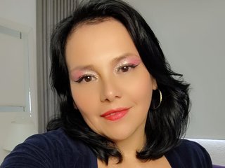 Chat vidéo érotique NatashaMilf