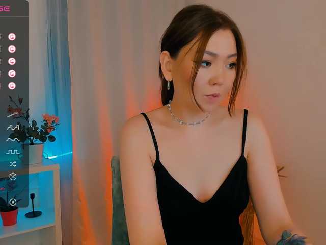 Photos natzzuko Hey Hey my goal is sexy dance - 35 tokens