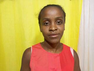 Chat vidéo érotique Navalonahasina