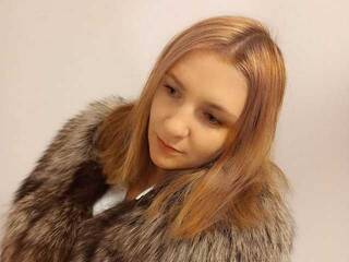 Chat vidéo érotique NellaHeart