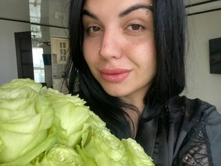 Chat vidéo érotique Nemezziida