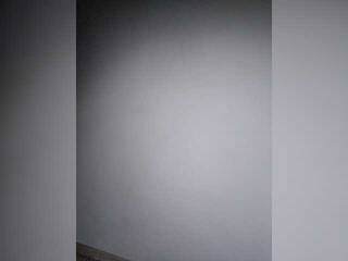 Chat vidéo érotique NEW_SWEET