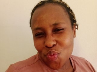 Chat vidéo érotique NiceBoobies25