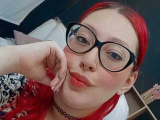 Chat vidéo érotique NickyJones