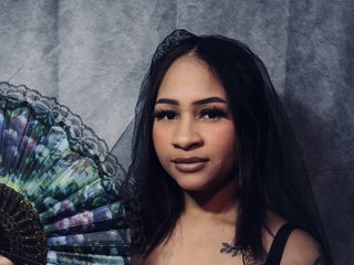 Chat vidéo érotique Nicolle-mariee