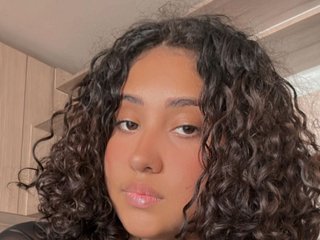 Chat vidéo érotique Nicollebeaty