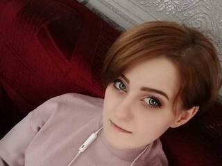 Chat vidéo érotique NikaRatt