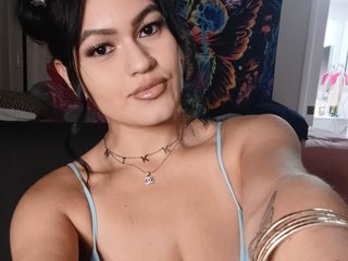 Chat vidéo érotique Nikkikittyx3