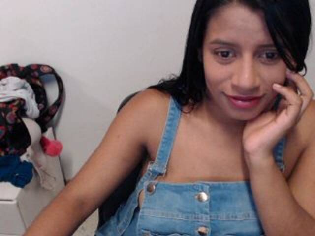 Captures d'écran de diffusion nikolhot2