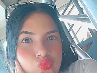 Chat vidéo érotique nikolpretty18