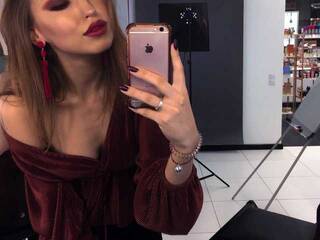 Chat vidéo érotique kikifox