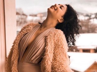 Chat vidéo érotique NinaAmore