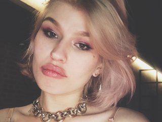 Chat vidéo érotique NinaVann