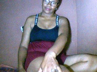 Chat vidéo érotique Nirinah2710
