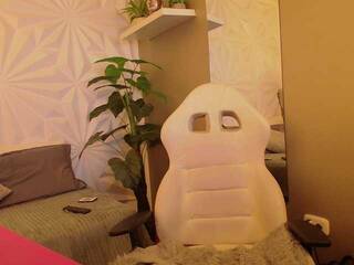 Chat vidéo érotique nyanyadolls