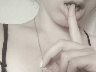 Chat vidéo érotique Olyaac