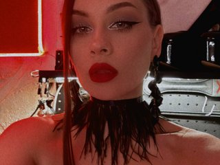 Chat vidéo érotique Hozyaika