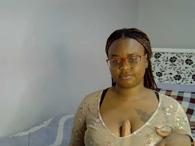 Captures d'écran de diffusion Onlyyhazelbrown