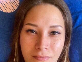 Chat vidéo érotique OxiiLove