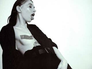 Chat vidéo érotique Pandiora