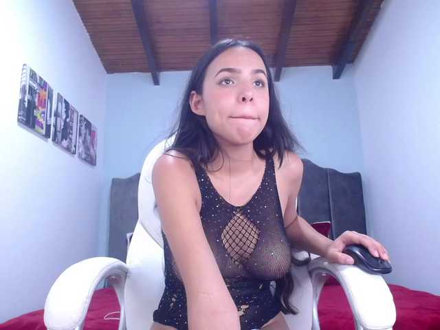 Captures d'écran de diffusion Paola-bigboobs