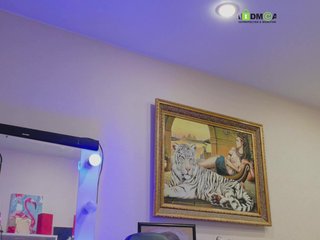 Chat vidéo érotique _Milashka_