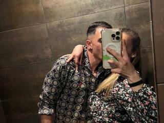 Chat vidéo érotique Parejaveintidos